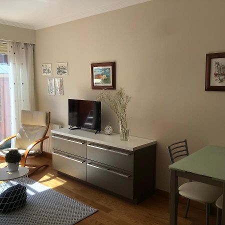 Studio Ourense Luaran gambar